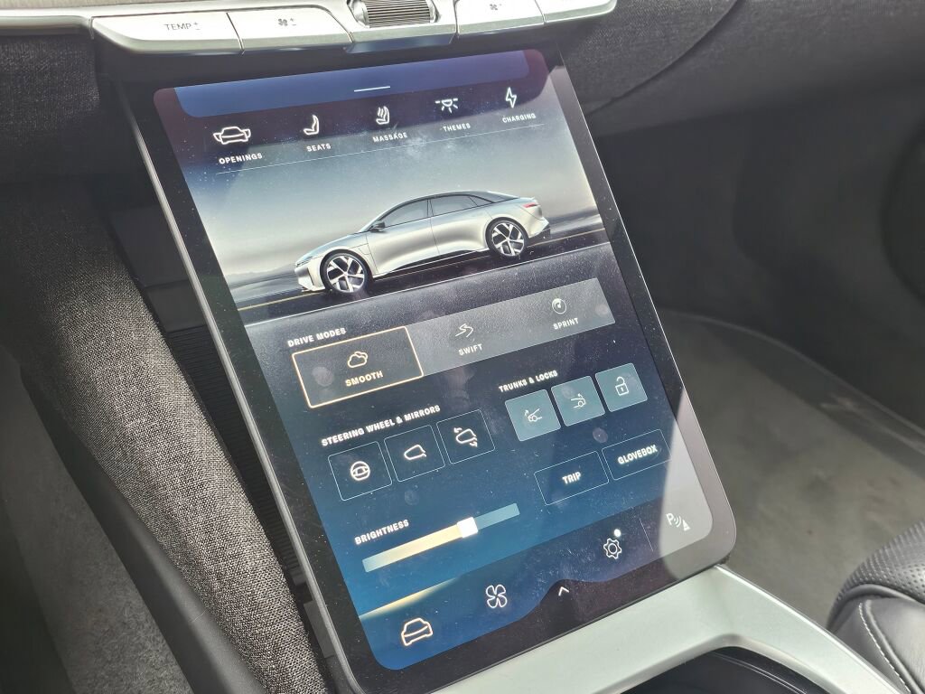 Used 2022 Lucid Air Grand Touring image 39
