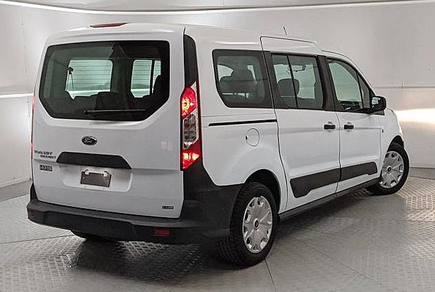 Used 2017 Ford Transit Connect XL image 3