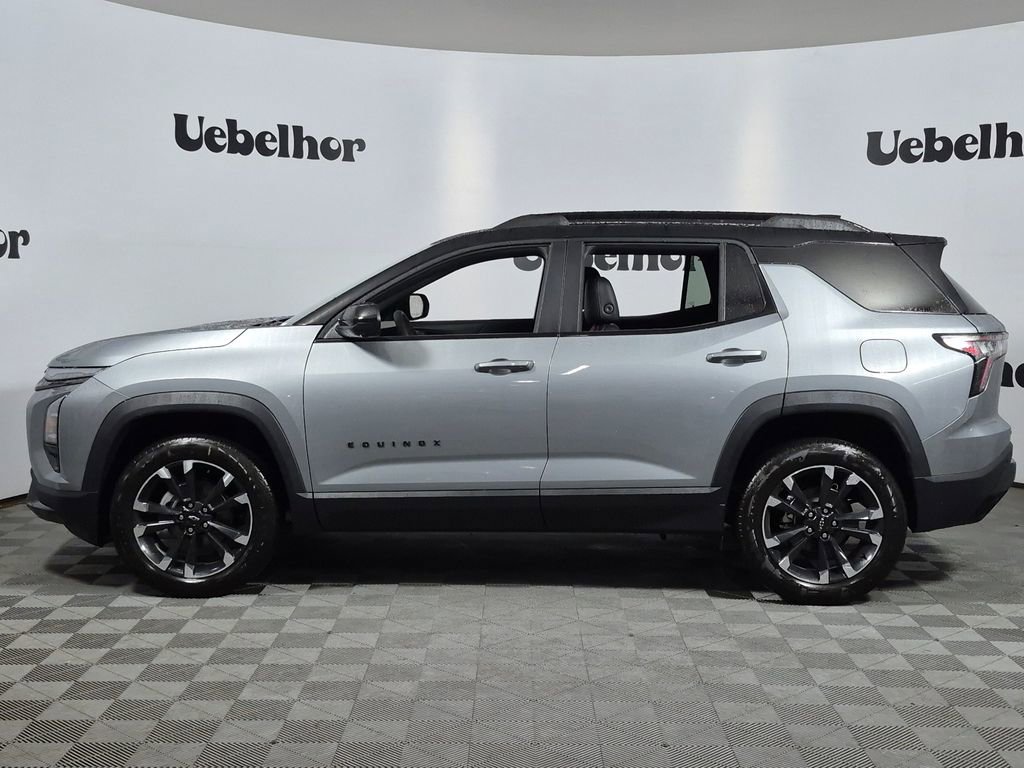 New 2026 Chevrolet Equinox RS w/ Convenience Package III FWD image 4