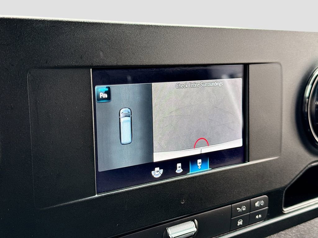 Used 2023 Mercedes-Benz Sprinter 2500 image 26