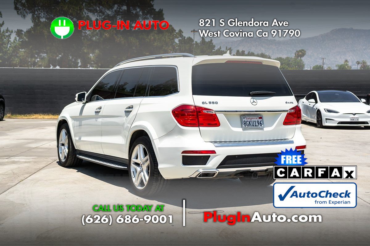 Used 2013 Mercedes-Benz GL 550 4MATIC image 2