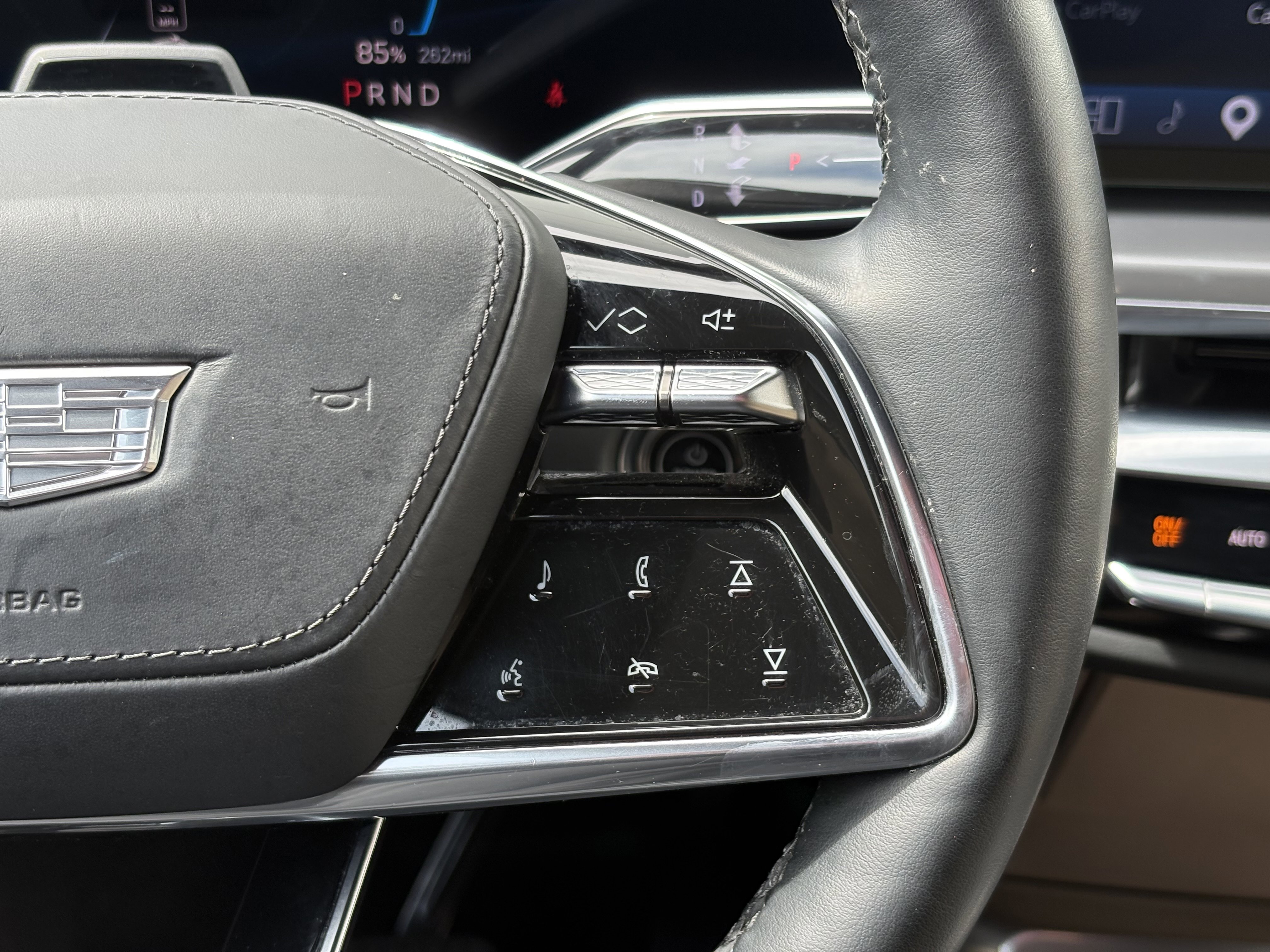 Used 2024 Cadillac Lyriq Luxury w/ Nappa Leather Package AWD/4WD image 20