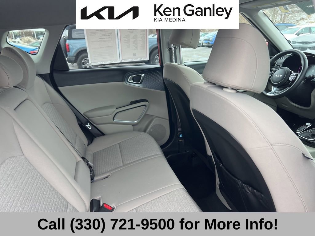 Certified 2025 Kia Soul EX image 58