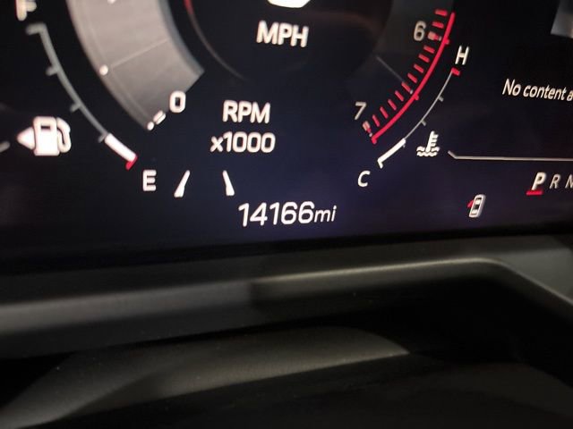 Used 2024 GMC Acadia Denali AWD/4WD image 22