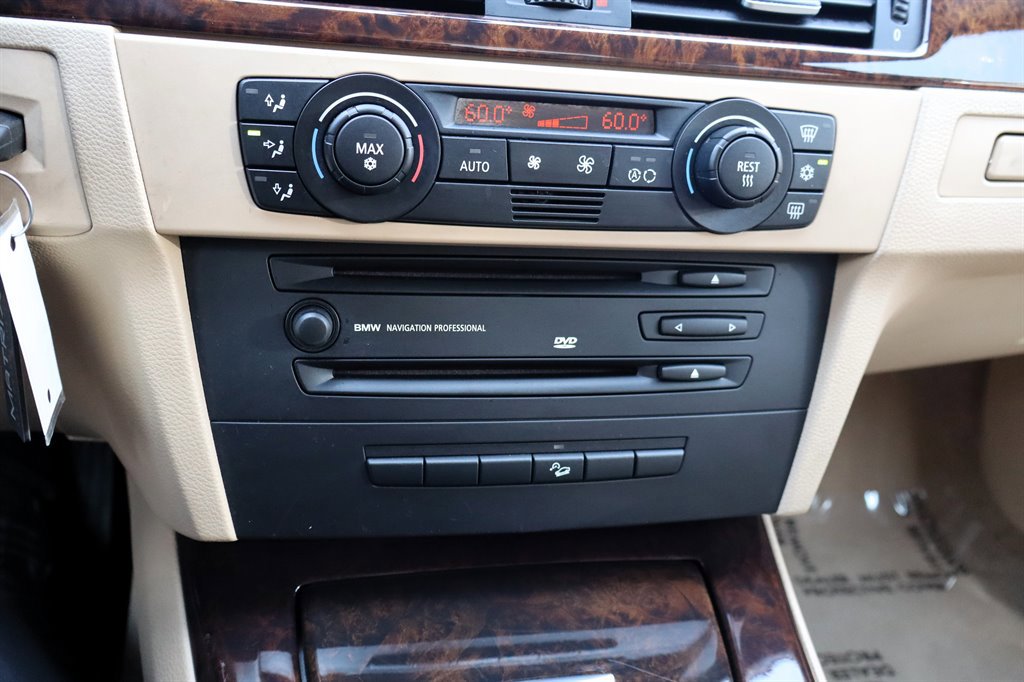 Used 2006 BMW 330xi Sedan AWD/4WD image 26