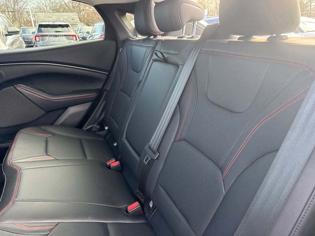 Used 2025 Ford Mustang Mach-E Premium w/ Sport Appearance Package image 16