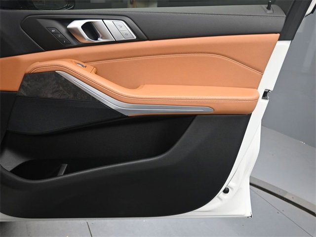 Used 2021 BMW X7 xDrive40i image 31