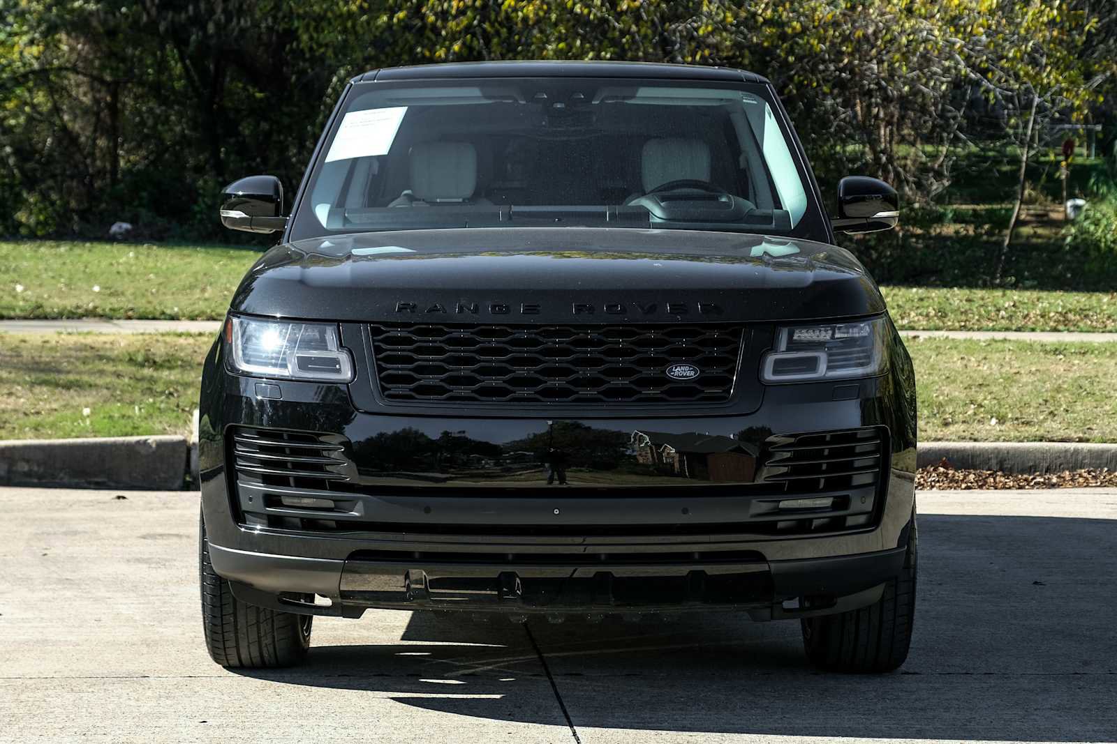 Used 2019 Land Rover Range Rover Long Wheelbase Supercharged image 6