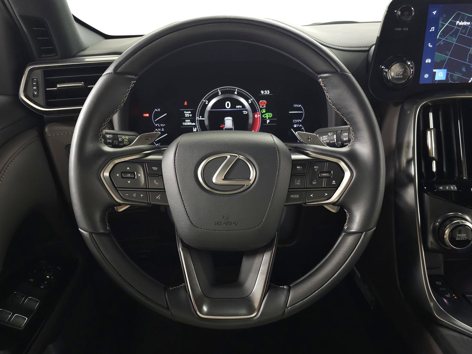 Certified 2024 Lexus LX 600 4WD w/ Appearance Package image 21