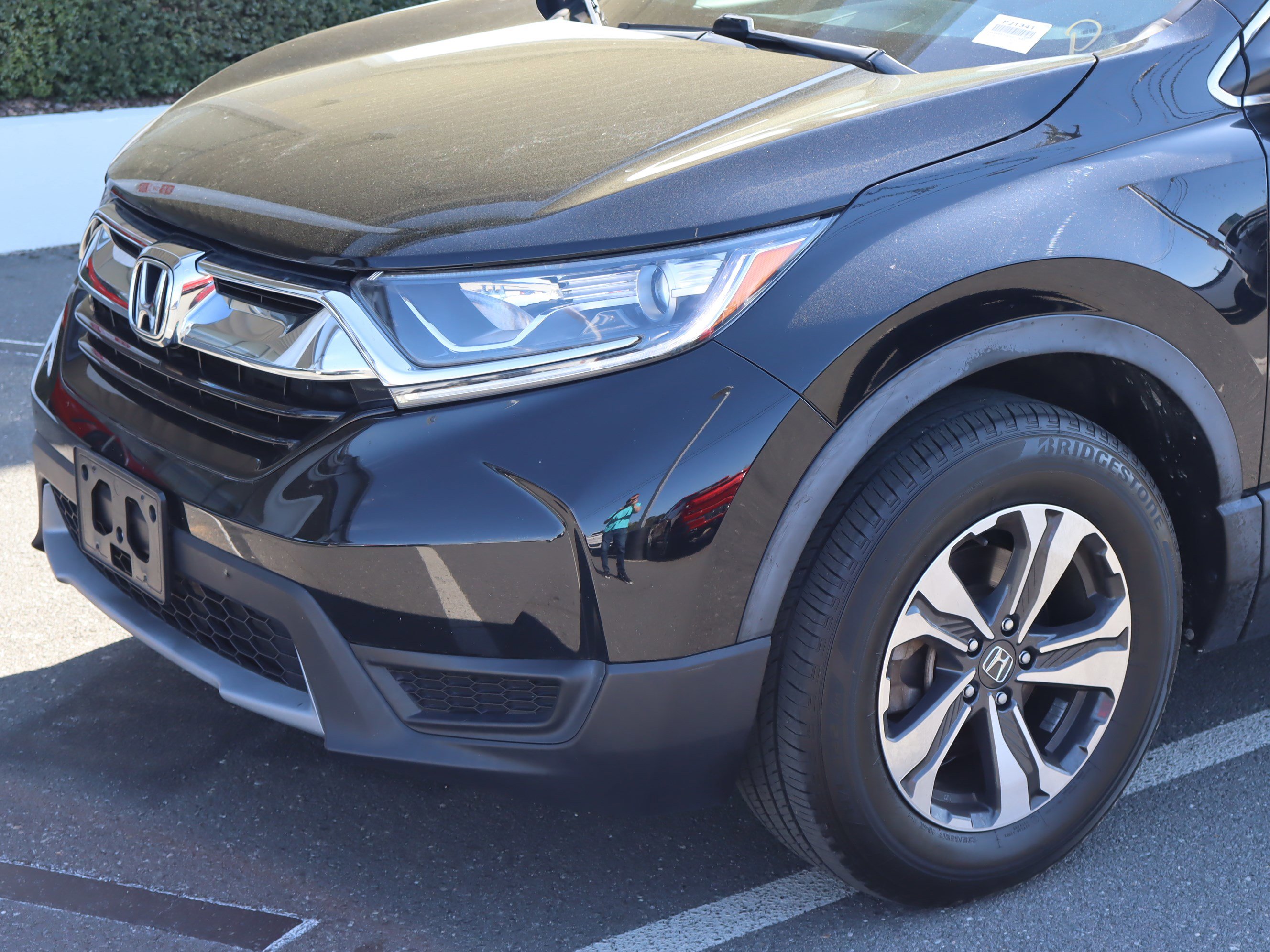 Used 2019 Honda CR-V LX image 6
