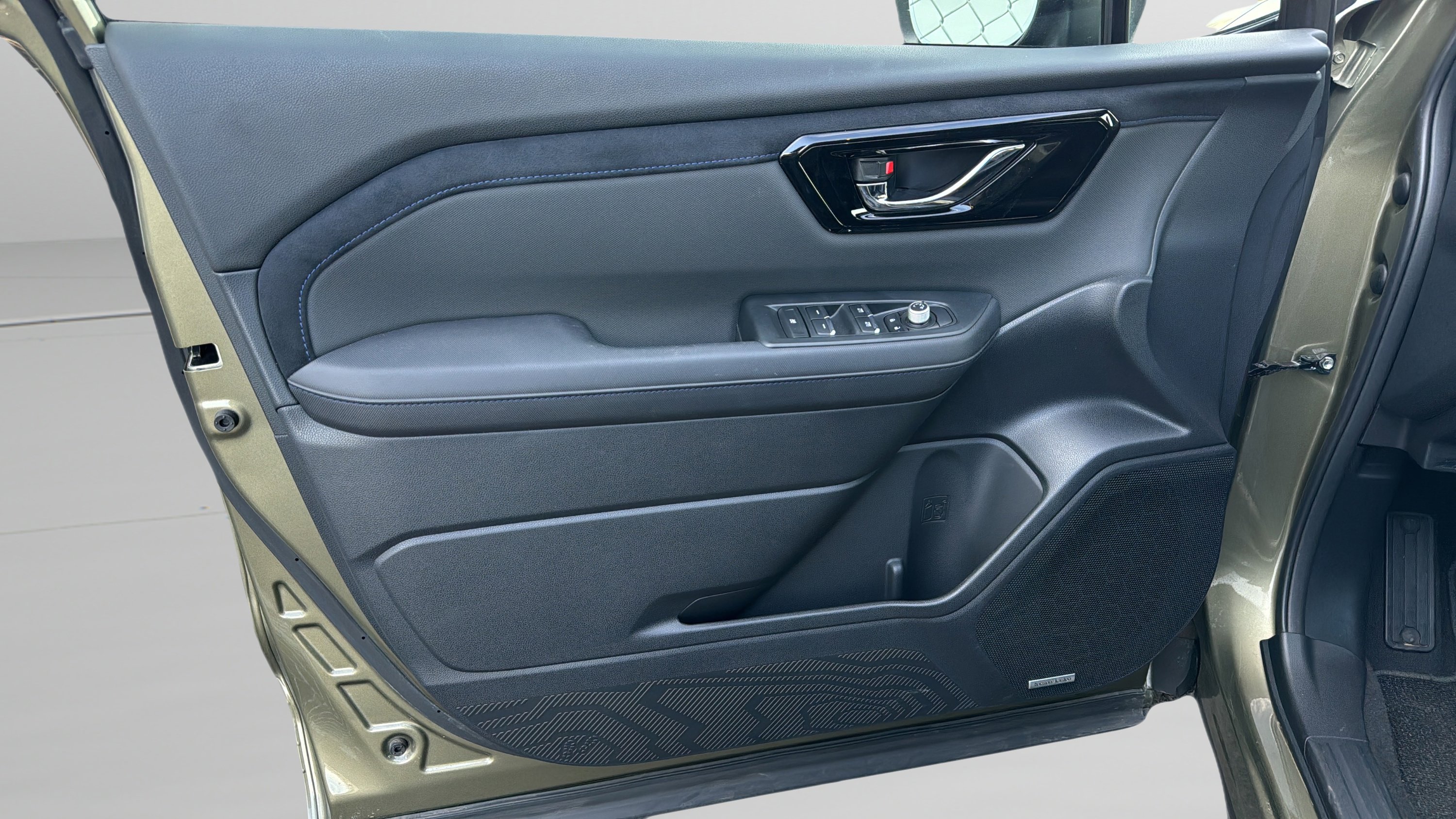 Certified 2025 Subaru Forester Limited image 20