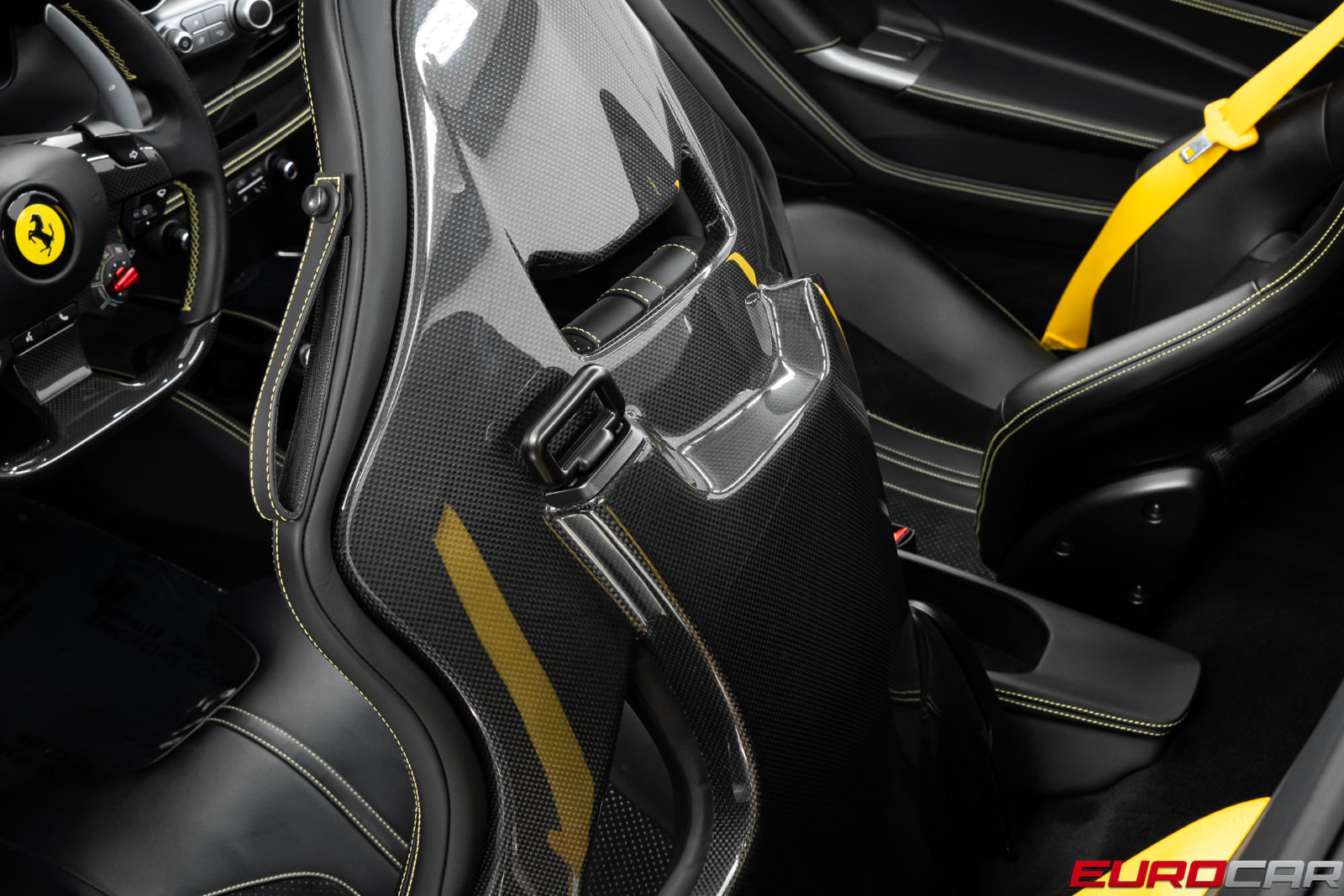 Used 2022 Ferrari F8 Tributo RWD image 43