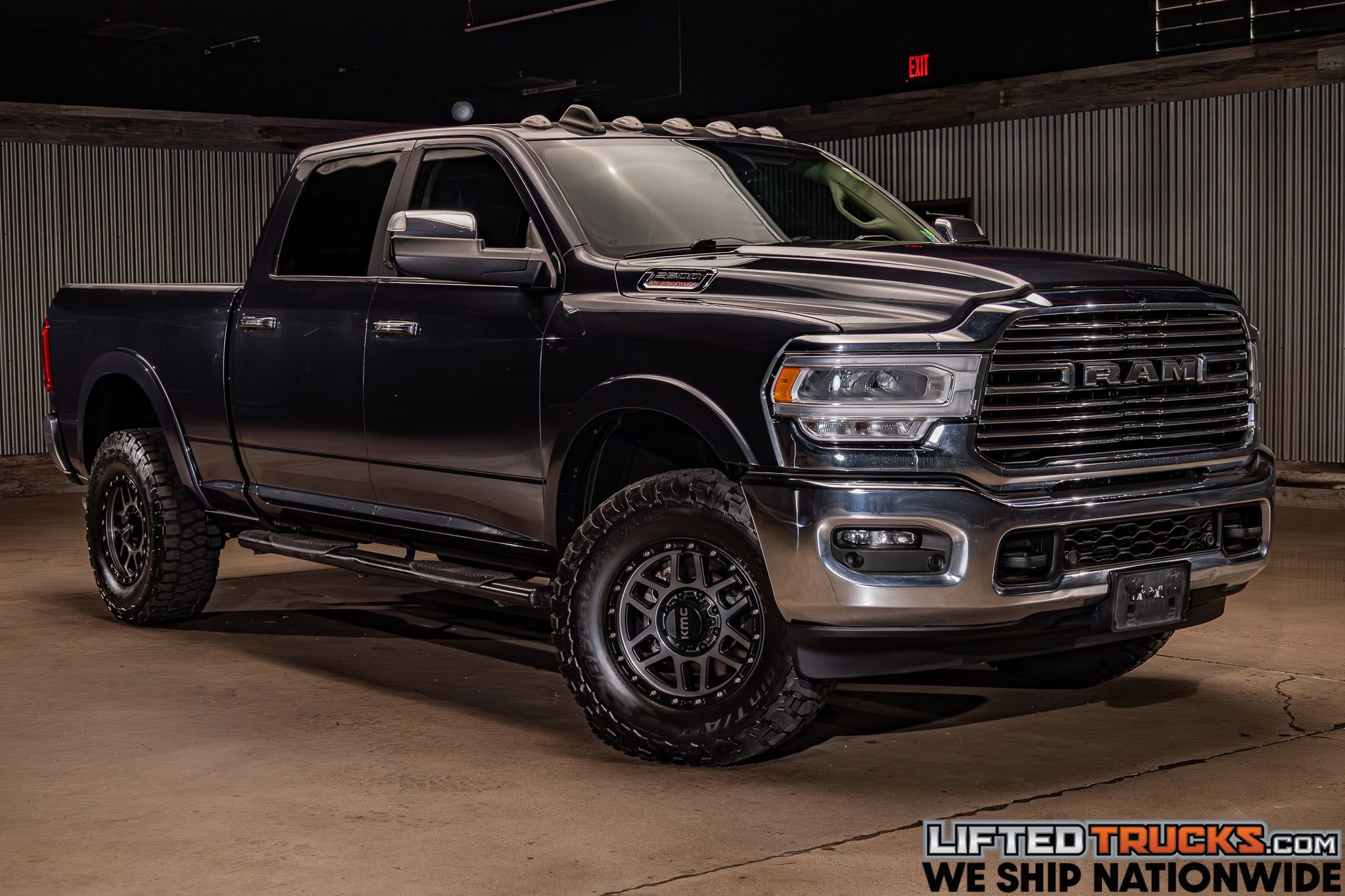 Used 2021 RAM 2500 Laramie AWD/4WD image 1