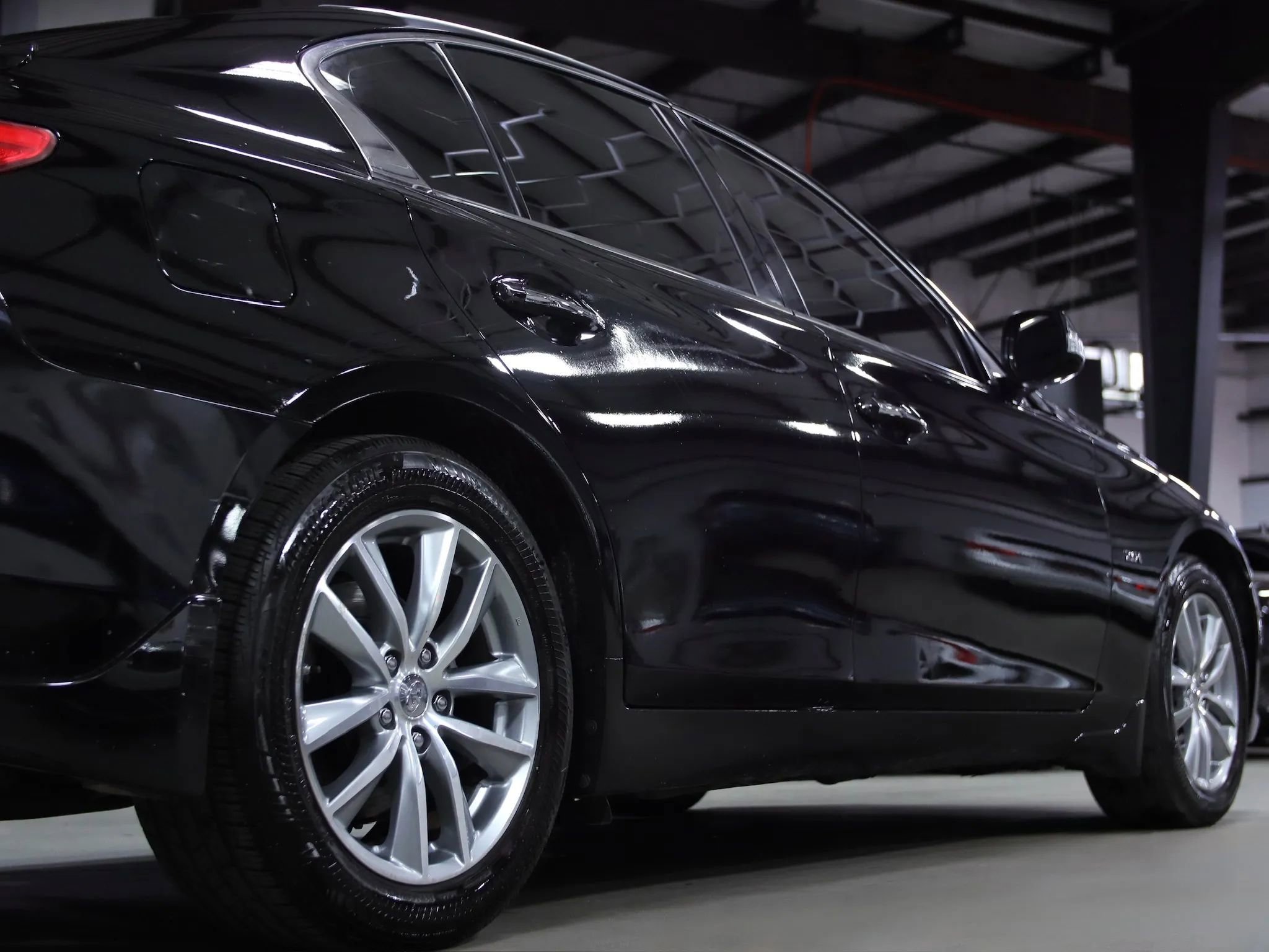 Used 2017 INFINITI Q50 Premium w/ 2.0T Premium Plus Package image 12