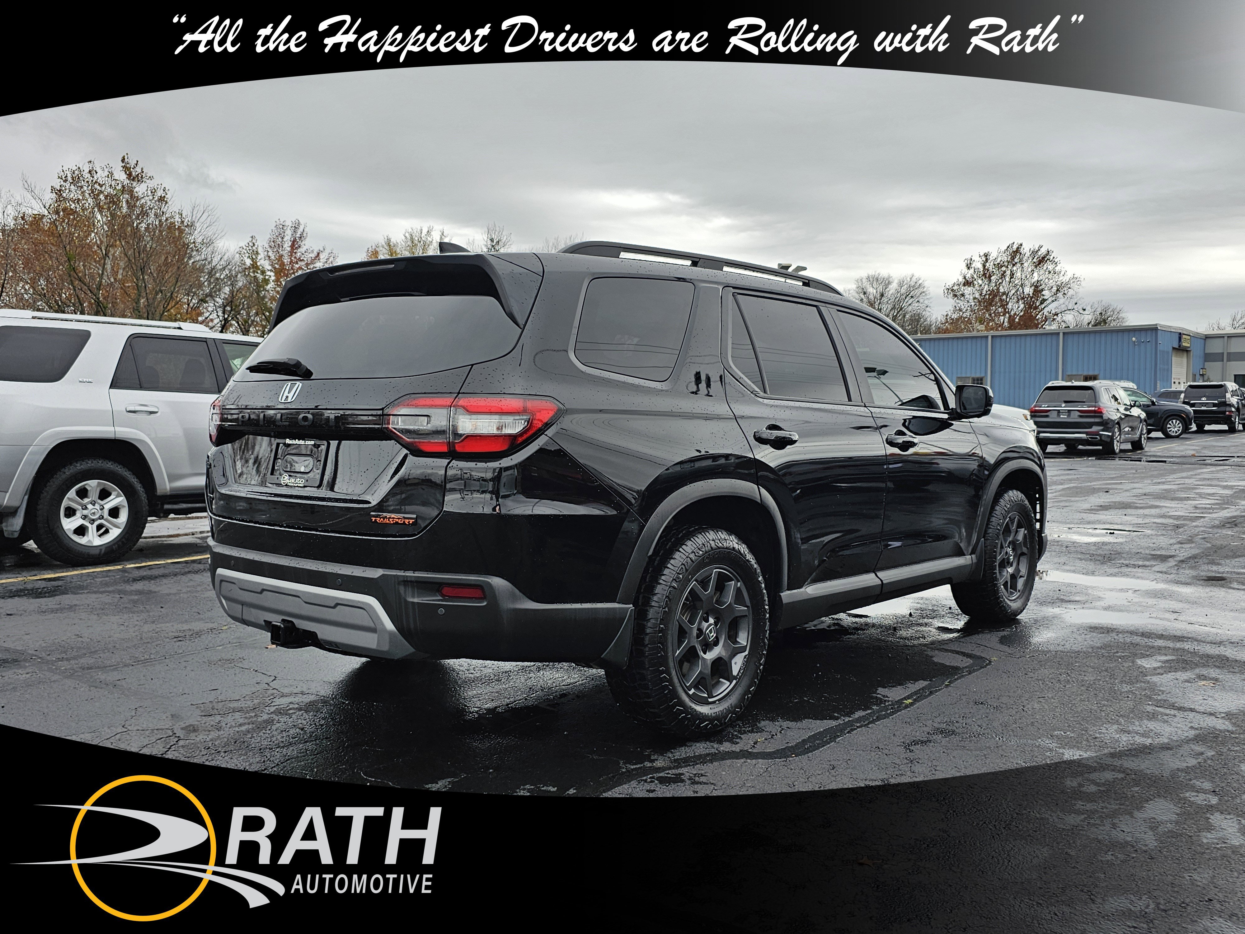 Used 2024 Honda Pilot TrailSport image 8