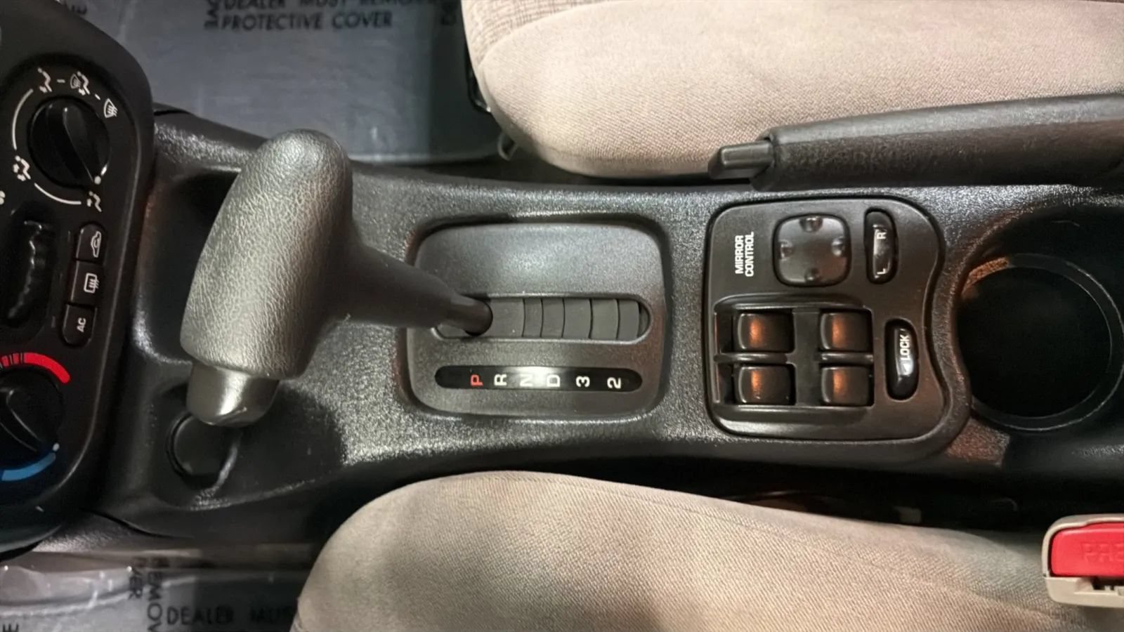 Used 2002 Saturn S-Series SL2 w/ SL2 Option Pkg 2 FWD image 12