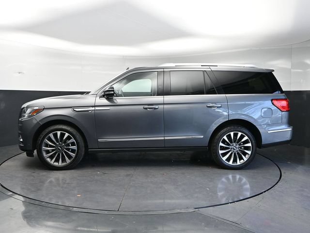 Used 2021 Lincoln Navigator Reserve w/ Luxury Package RWD image 8