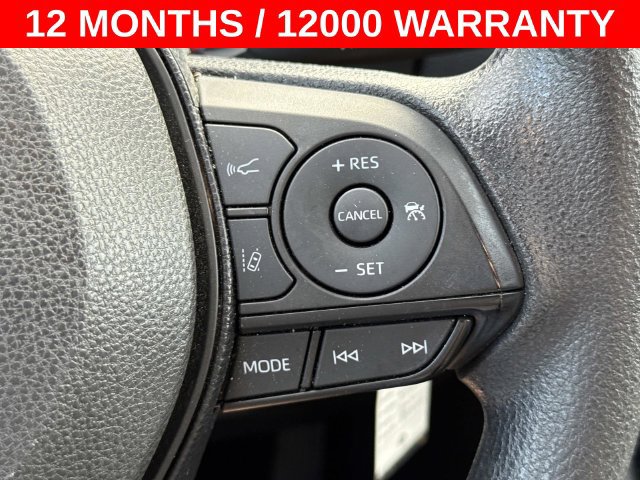 Used 2019 Toyota RAV4 LE FWD image 23