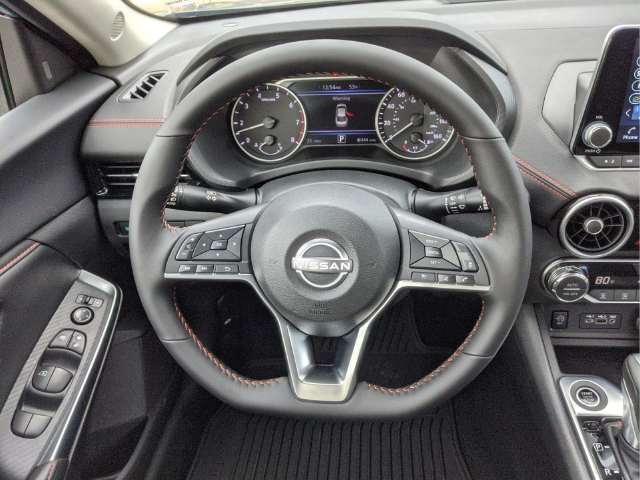 Certified 2025 Nissan Sentra SR FWD image 29