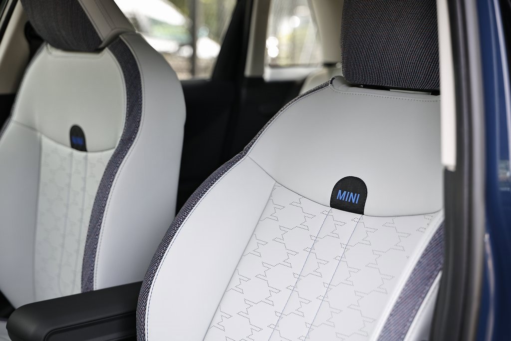 New 2025 MINI Cooper S image 20