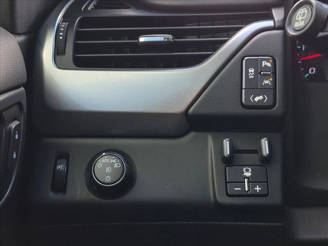 Used 2019 Chevrolet Tahoe LT w/ RST Edition RWD image 15