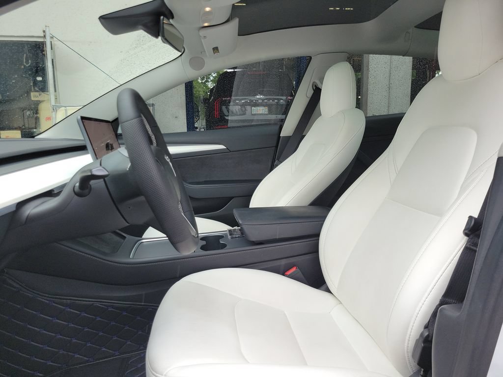 Used 2023 Tesla Model 3 Performance AWD/4WD image 2