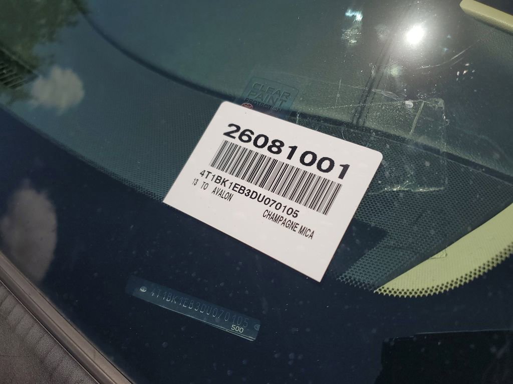 Used 2013 Toyota Avalon Limited FWD image 4