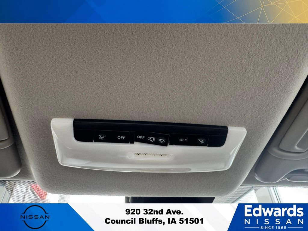 New 2025 Nissan Versa S w/ Trunk Package FWD image 28