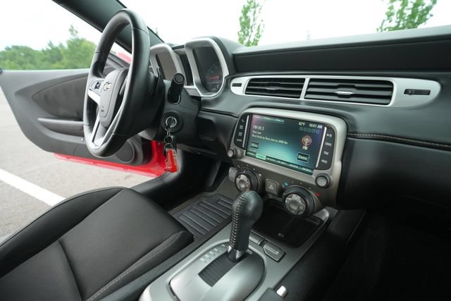 Used 2014 Chevrolet Camaro LT w/ Rear Vision Package RWD image 23