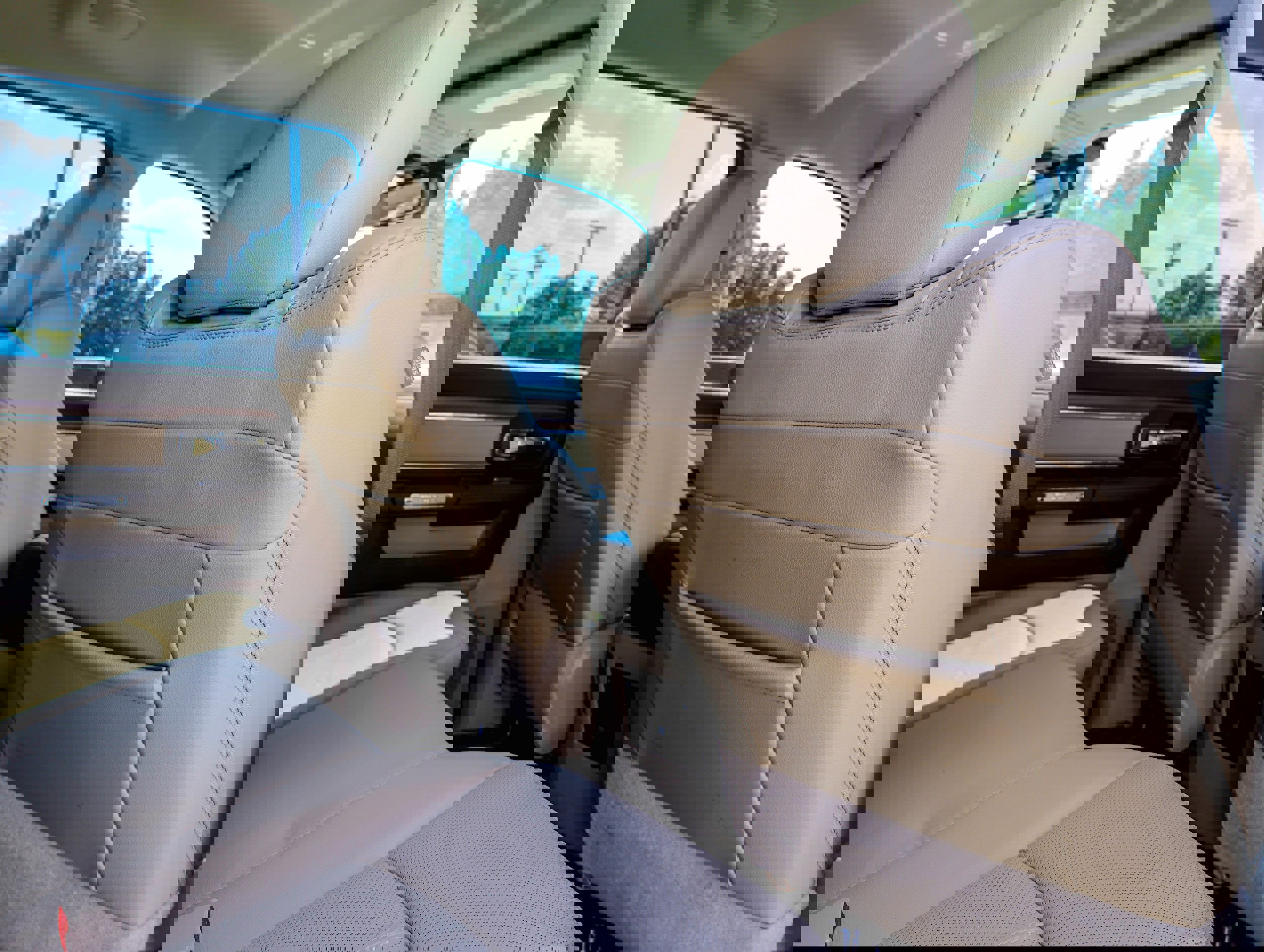 Used 2018 RAM 1500 Laramie w/ Convenience Group image 11