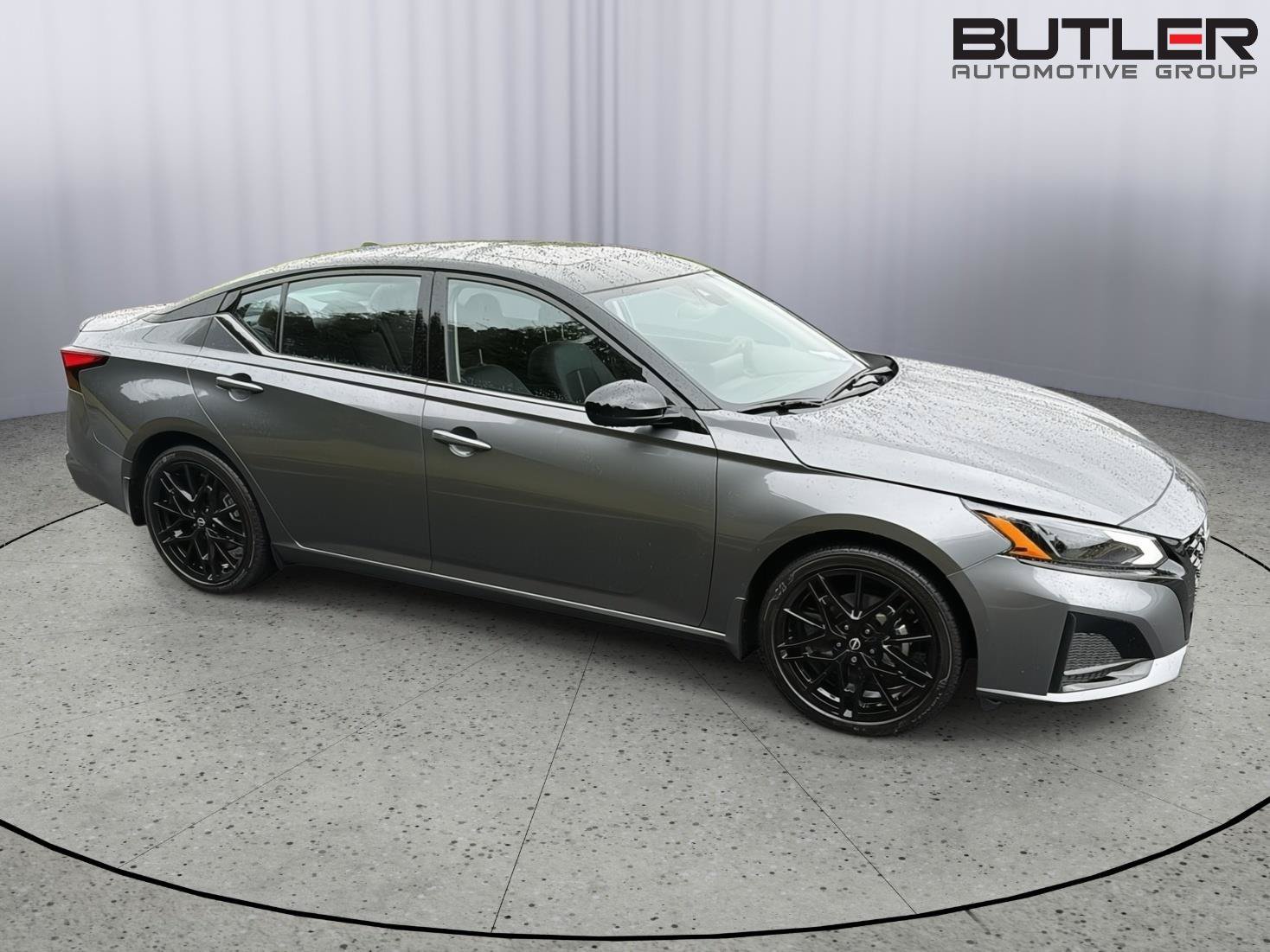 New 2026 Nissan Altima 2.5 SR w/ SR Midnight Edition Package FWD image 8