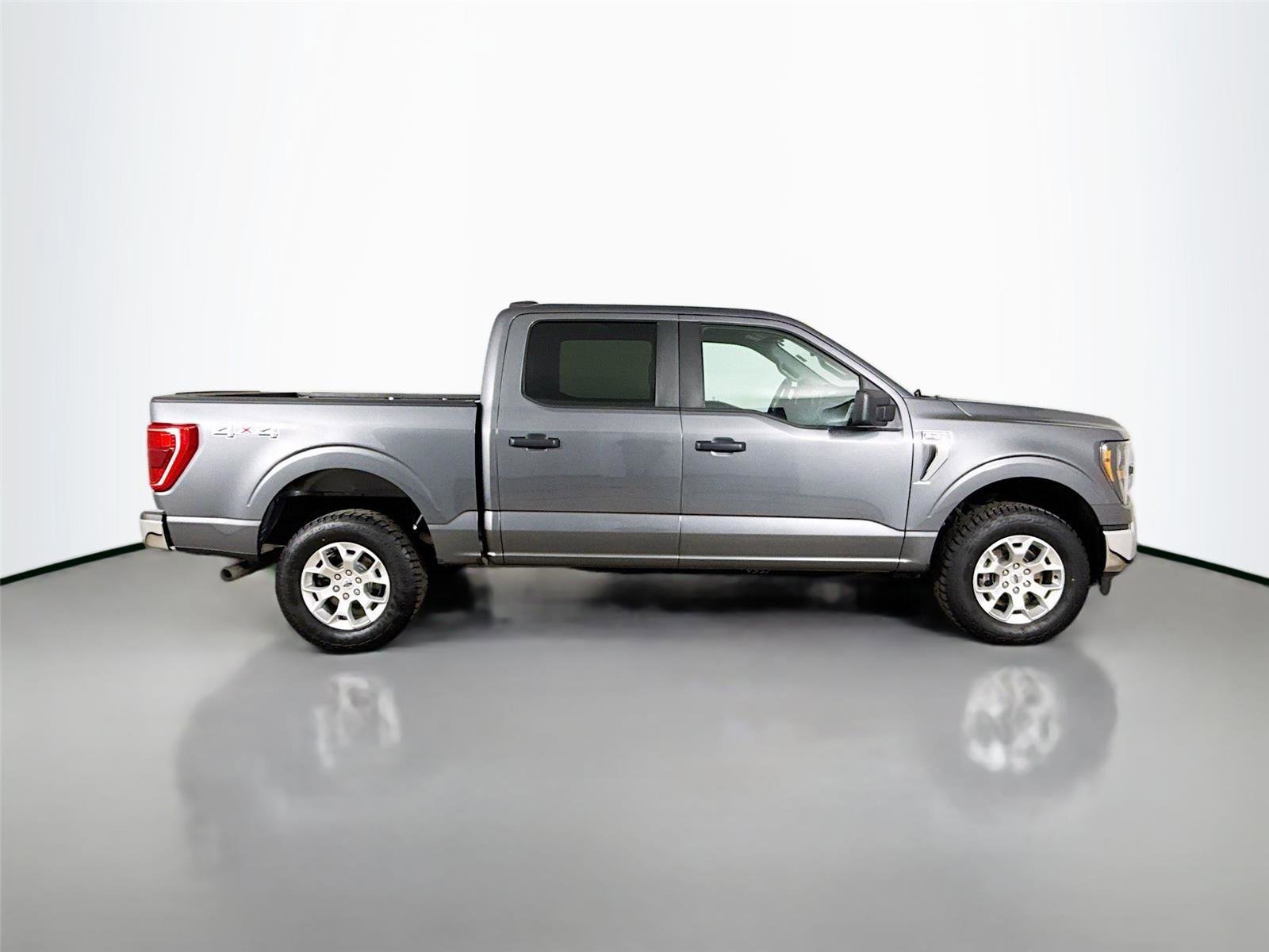 Used 2023 Ford F150 XLT AWD/4WD image 16