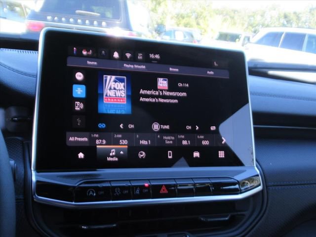 New 2026 Jeep Compass Latitude image 22