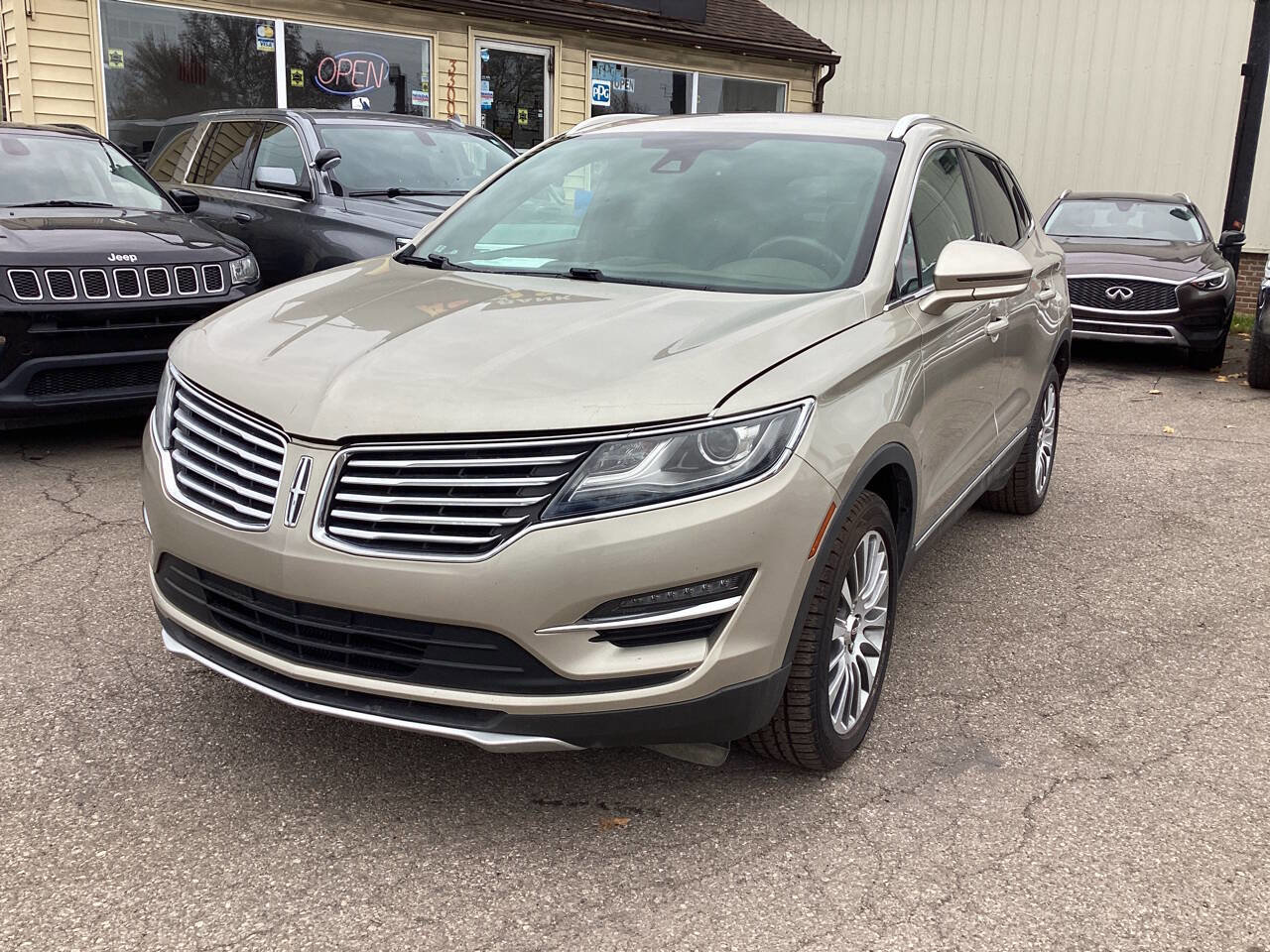 Used 2015 Lincoln MKC AWD w/ Equipment Group 102A Reserve image 10