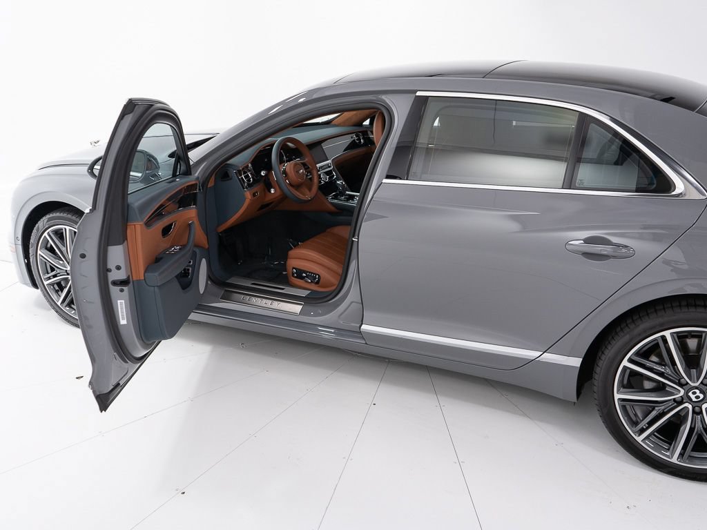 Certified 2022 Bentley Flying Spur V8 AWD/4WD image 9
