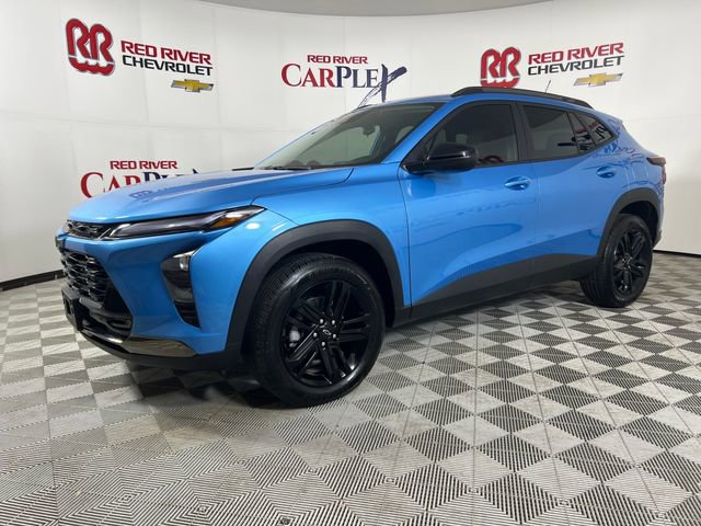 Used 2025 Chevrolet Trax ACTIV image 3