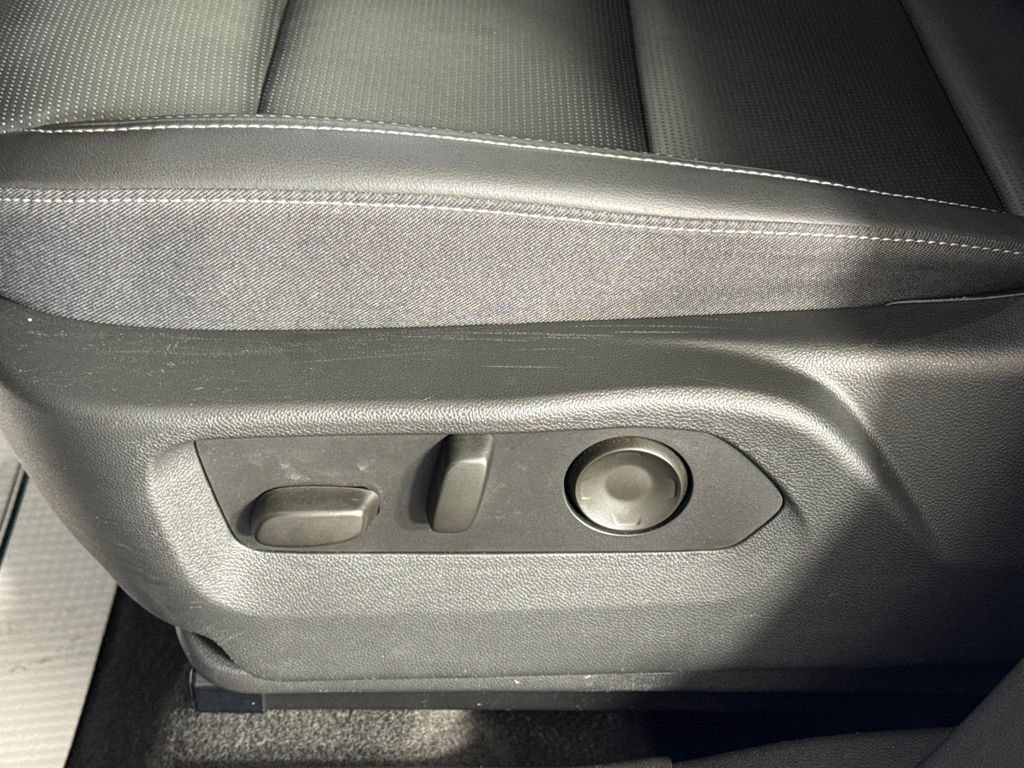 Certified 2024 Buick Envision Preferred AWD/4WD image 25