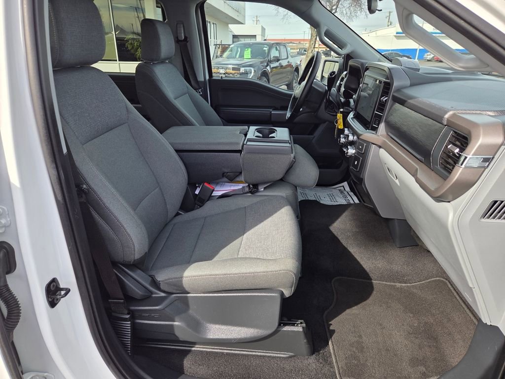 Used 2025 Ford F150 XLT w/ Equipment Group 301A Standard image 18