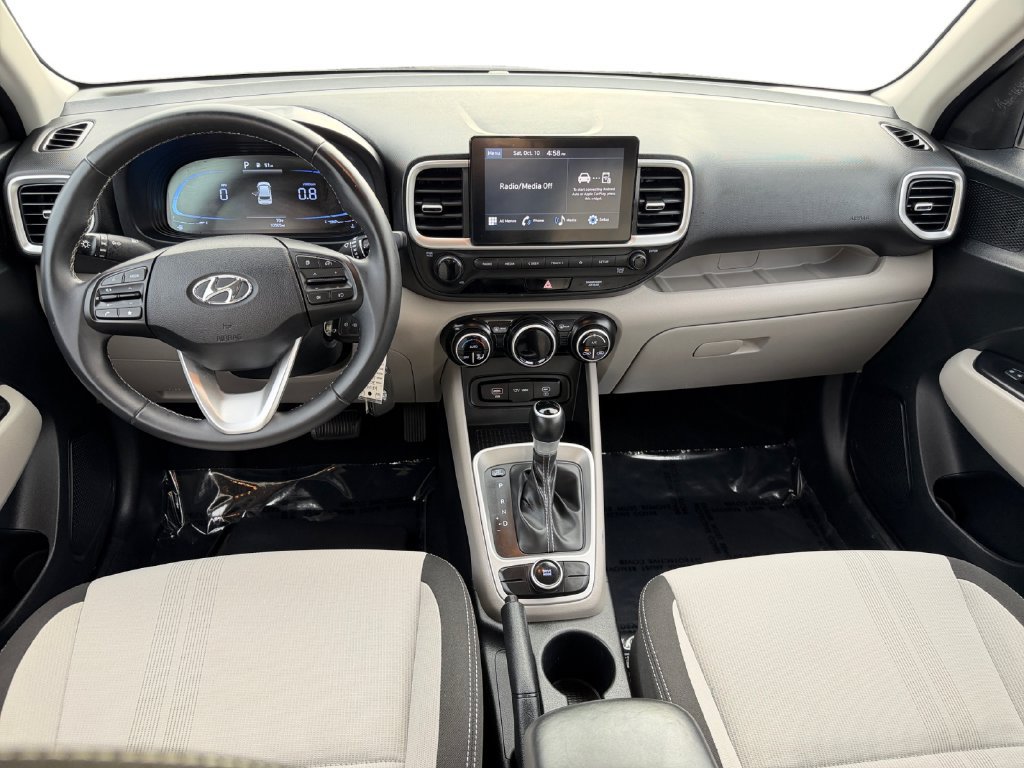 Used 2023 Hyundai Venue SEL w/ Cargo Package FWD image 12