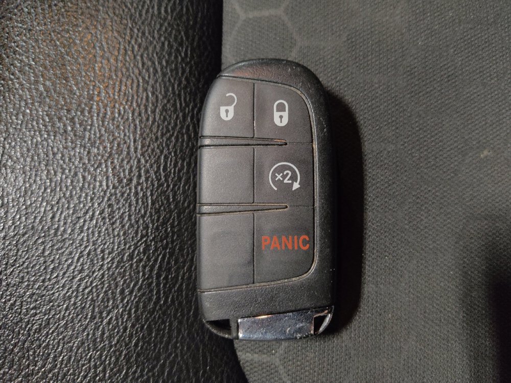 Used 2018 Jeep Compass Latitude w/ Popular Equipment Group image 32