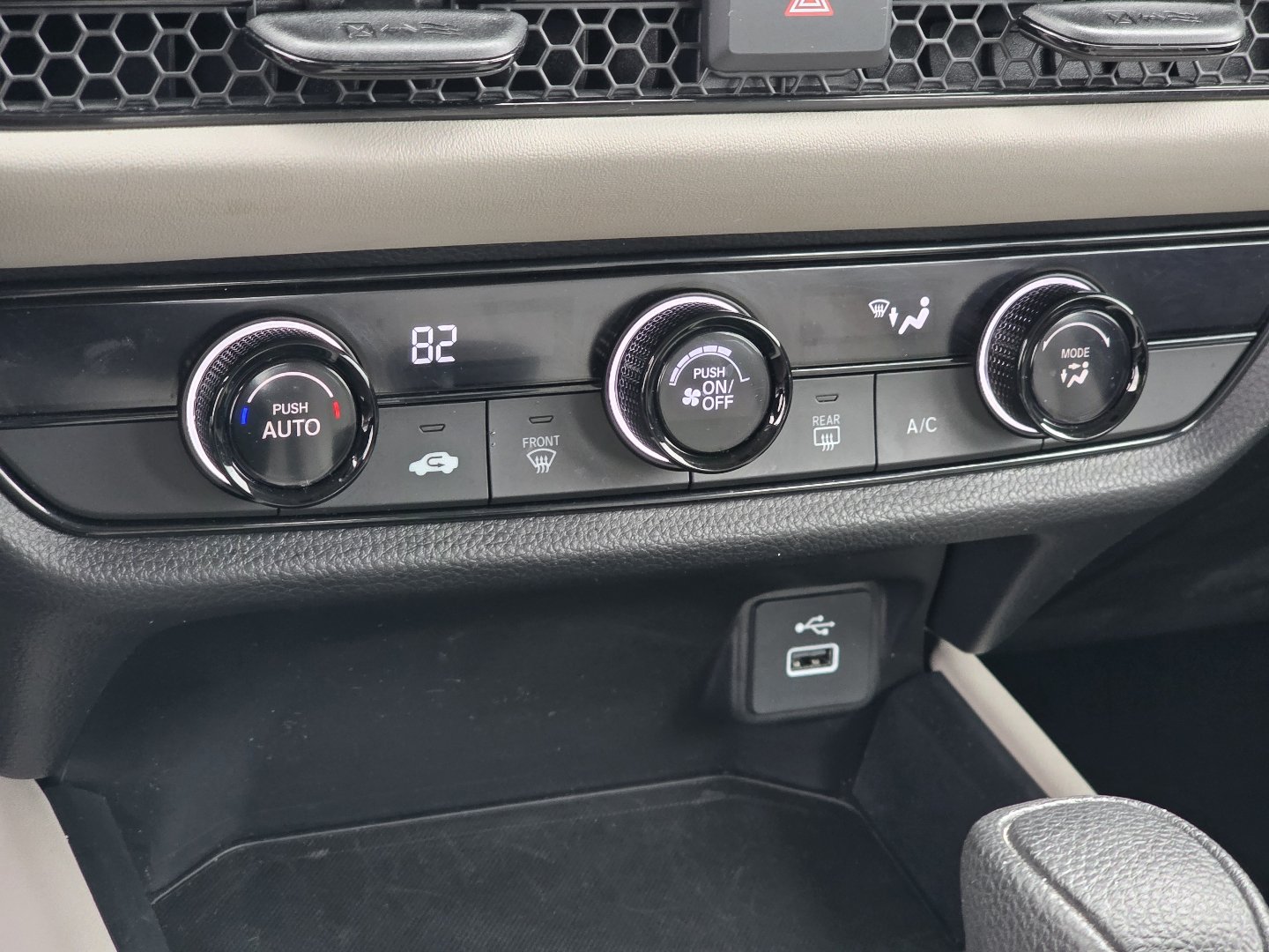 Certified 2024 Honda HR-V LX image 7