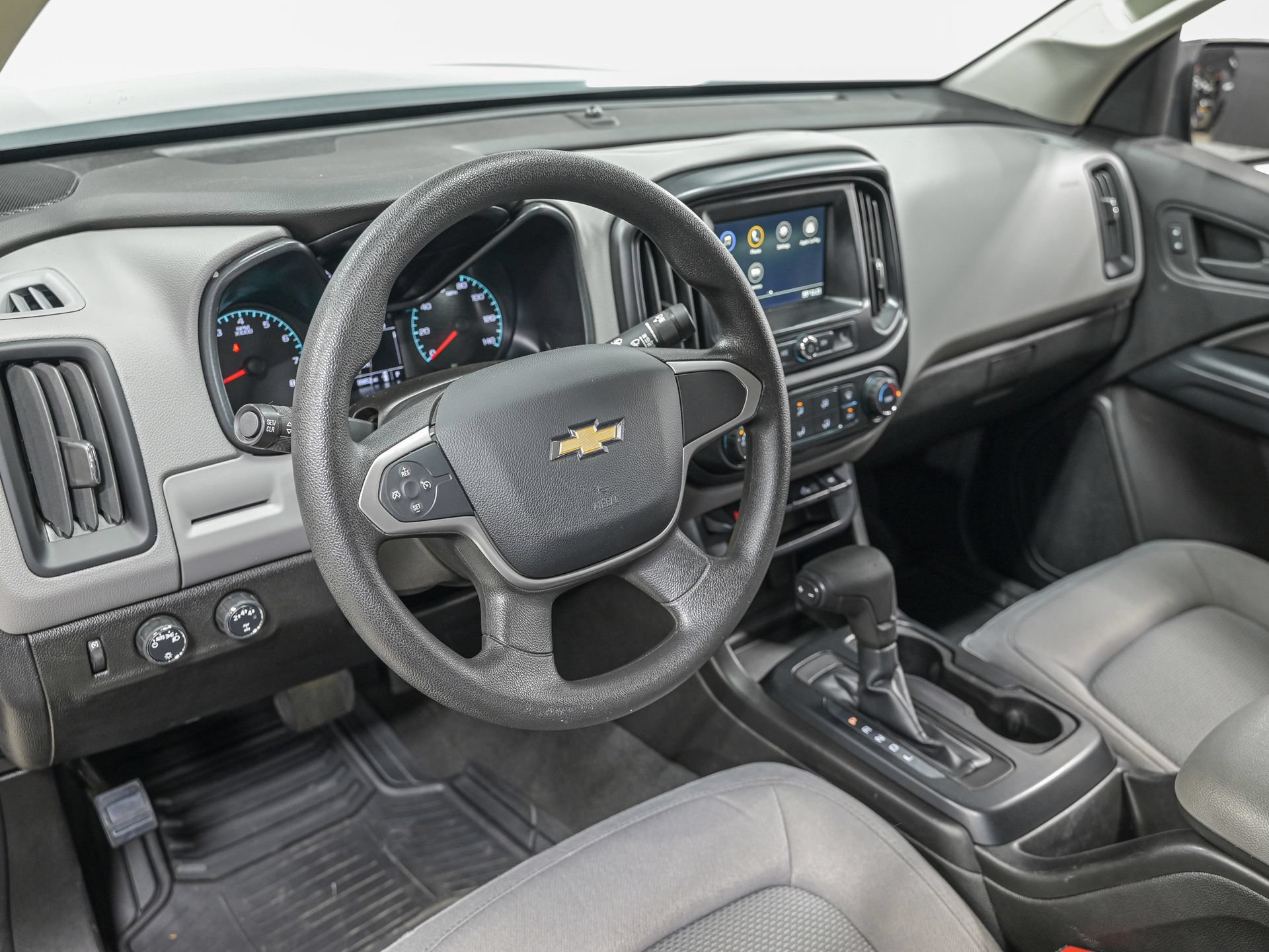 Used 2019 Chevrolet Colorado W/T w/ WT Convenience Package AWD/4WD image 16