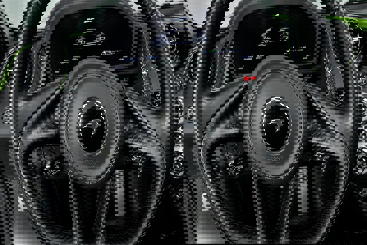 Used 2022 McLaren 765LT image 27