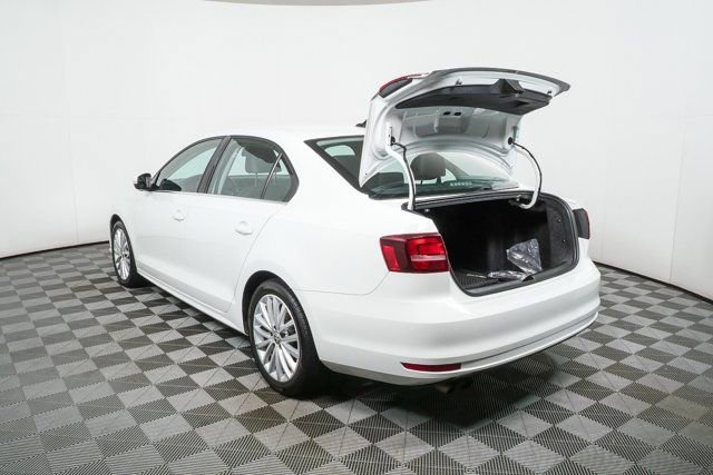 Used 2016 Volkswagen Jetta SEL image 28