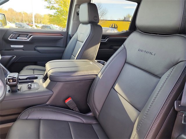 New 2026 GMC Sierra 1500 Denali w/ Denali Reserve Package image 17