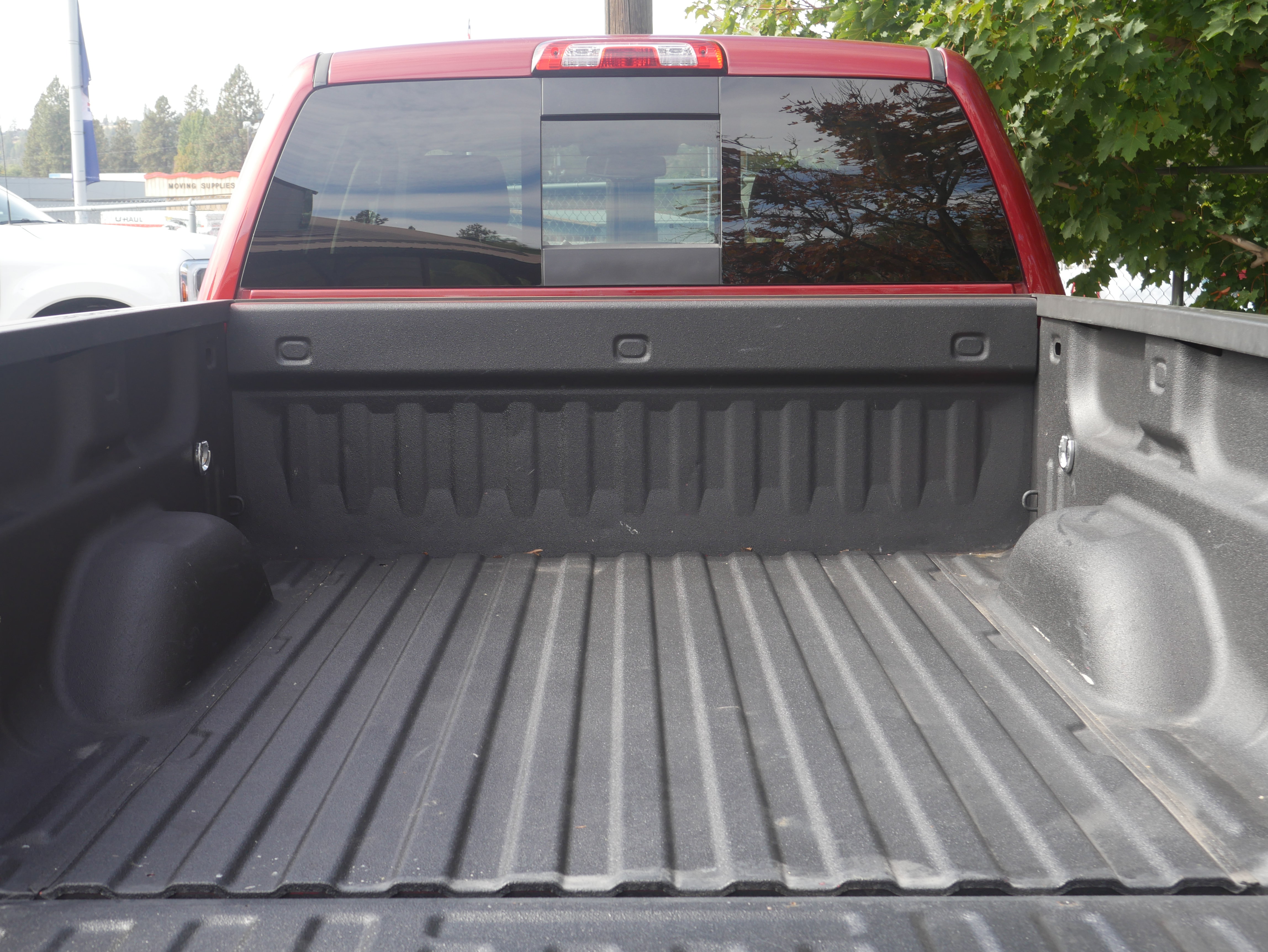 Used 2018 Chevrolet Silverado 1500 LTZ AWD/4WD image 16