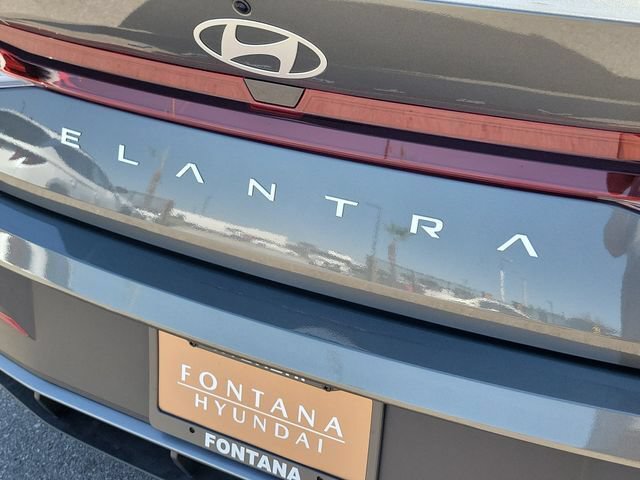 New 2026 Hyundai Elantra SE FWD image 27
