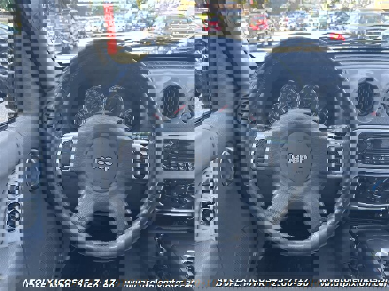 Used 2005 Jeep Liberty Limited image 17