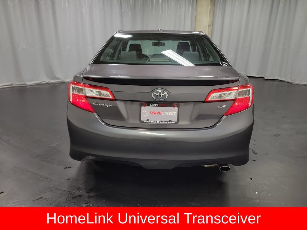 Used 2014 Toyota Camry SE w/ Moonroof Package FWD image 7