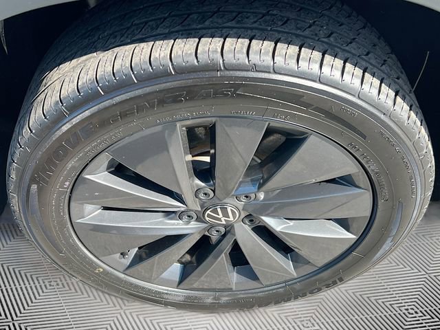 Used 2024 Volkswagen Taos S image 28